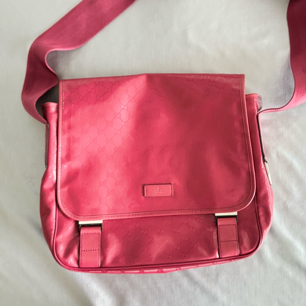 Gucci Imprime Pink Shoulder Bag